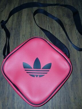 ADIDAS Adicolor Diamond Crossbody Bag Purse